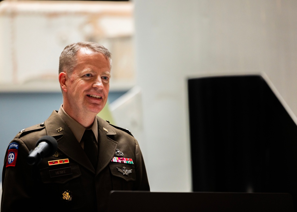 Henke Frocked to Brigadier General at Fort Sill Ceremony