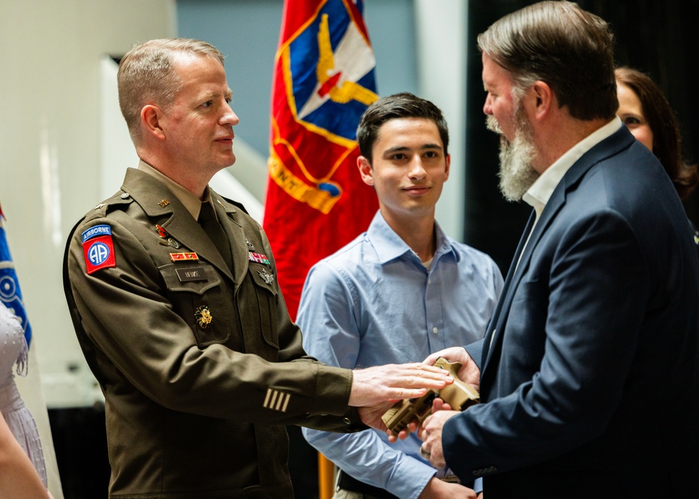 Henke Frocked to Brigadier General at Fort Sill Ceremony