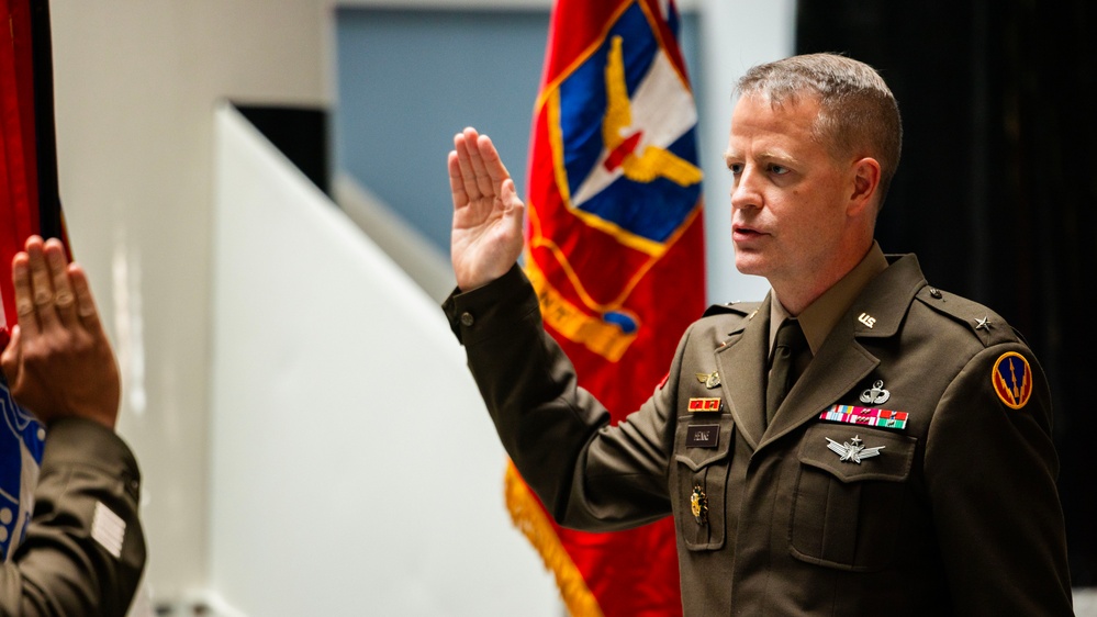 Henke Frocked to Brigadier General at Fort Sill Ceremony