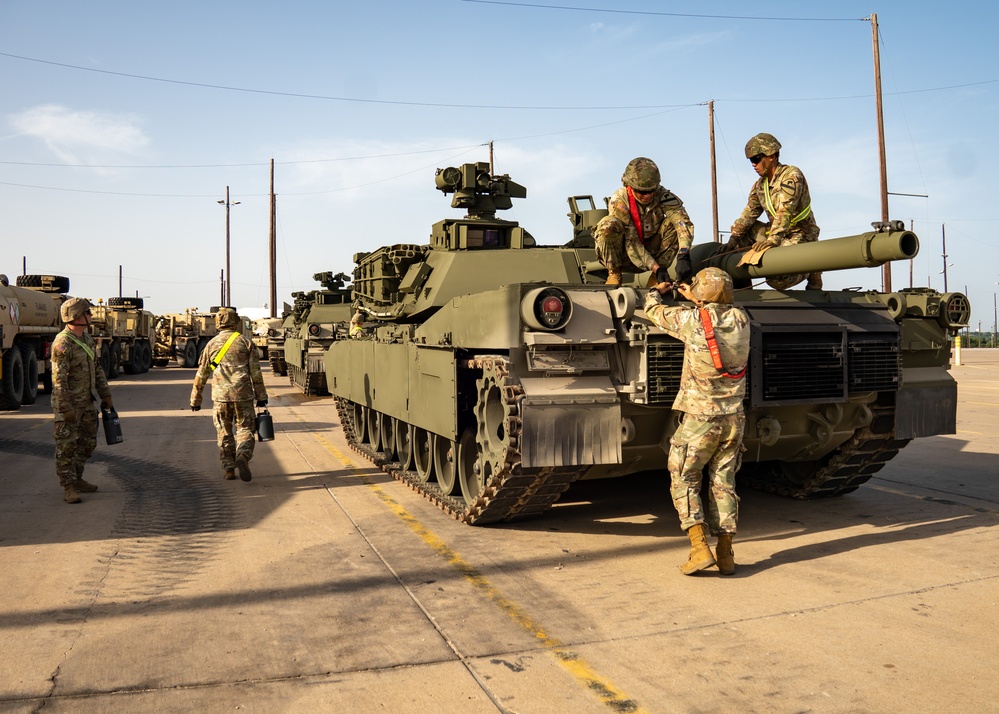 1st Cavalry Division conducts Railhead Operations for Army Birthday