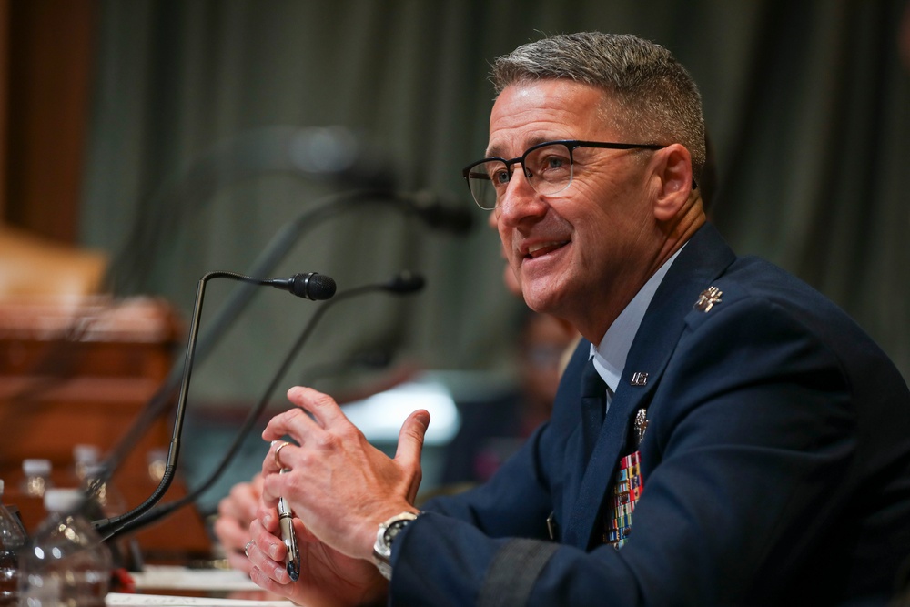 Nordhaus, reserve component senior leaders, testify before SAC-D