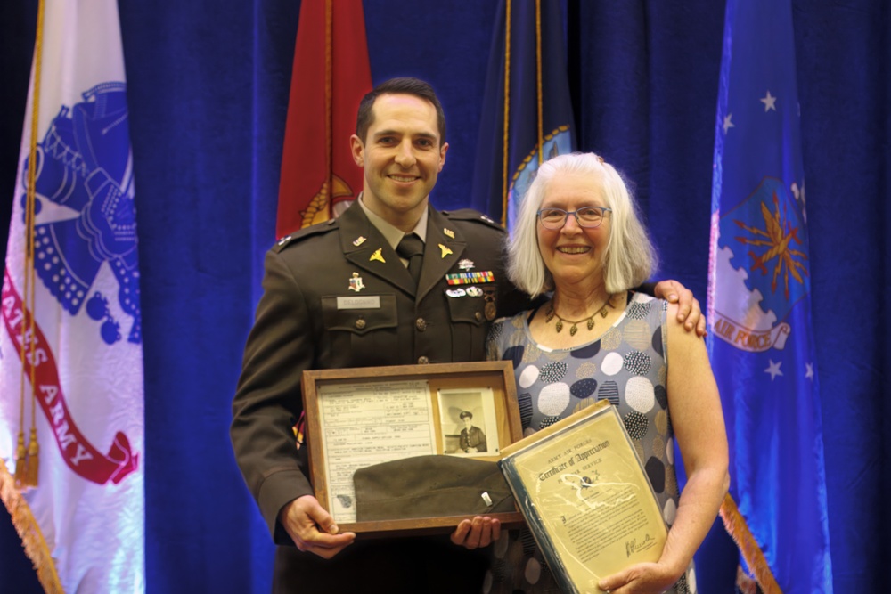 Former Army Reserve NCO of the Year Commissions as Medical Doctor