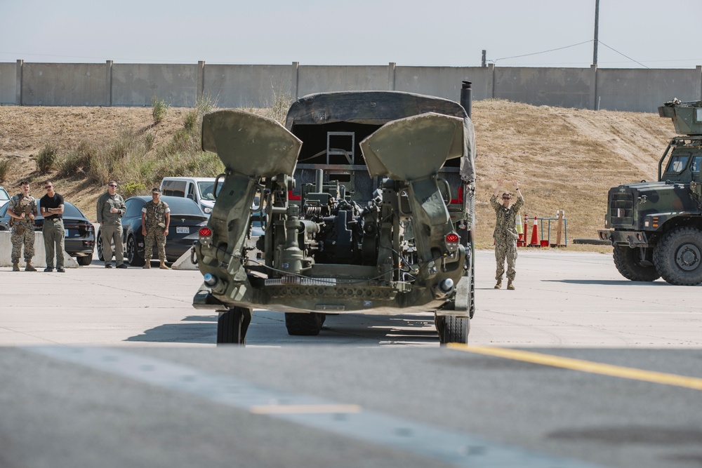 2nd Battalion, 11th Marines, Assault Craft Unit 5 Practice Onload Drills