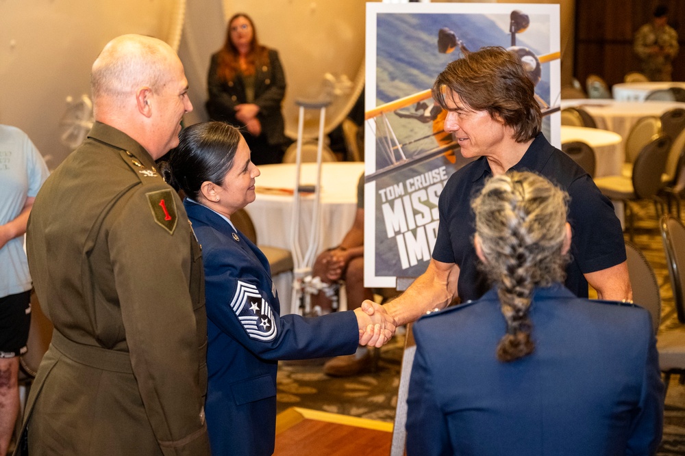 Tom Cruise meets with wounded warriors, Gold Star families and service members from JBSA