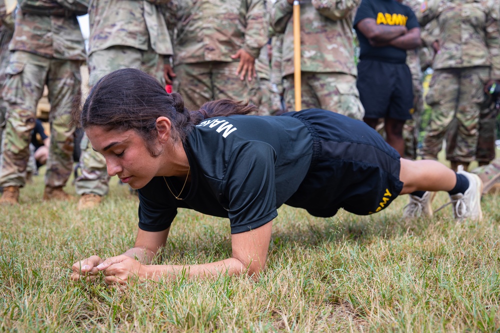 524th DSSB Companies Compete in AFT Event