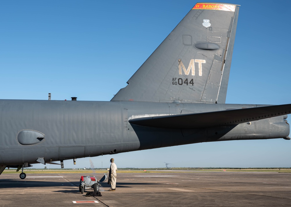 Bomber Task Force Europe: Maintenance Ops Bomber Task Force Europe: Maintenance Ops
