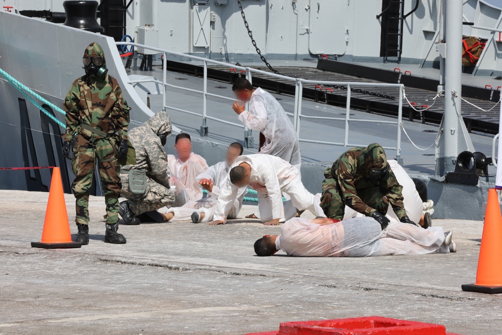 US, Ghana, Morocco Special Forces demonstrate maritime assault and explosive chemical attack operations at African Lion 2025