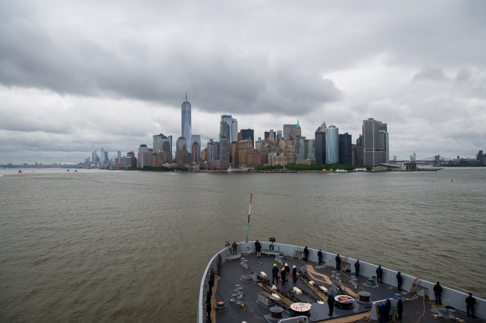 USS New York arrives for Fleet Week New York 2025