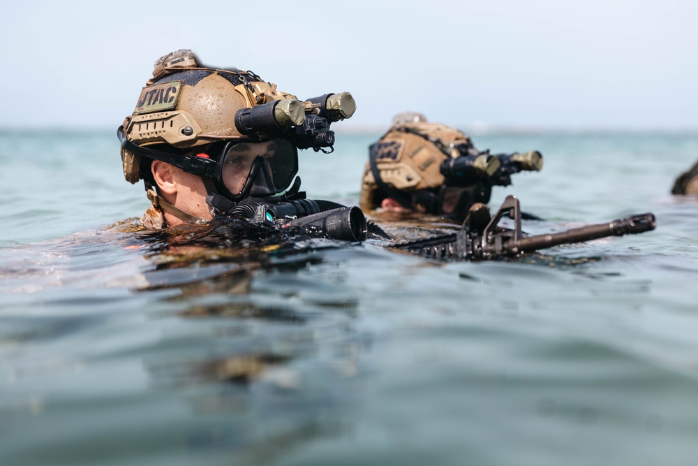 Exercise Caribbean Coastal Warrior 25: beach landing site procedures
