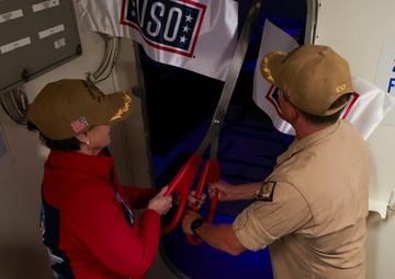 USS Bainbridge (DDG 96) Opens Onboard USO Center
