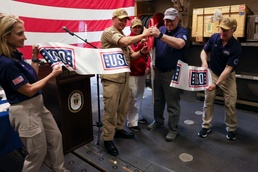 USS Bainbridge (DDG 96) Opens Onboard USO Center