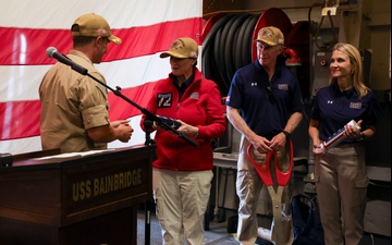 USS Bainbridge (DDG 96) Opens Onboard USO Center