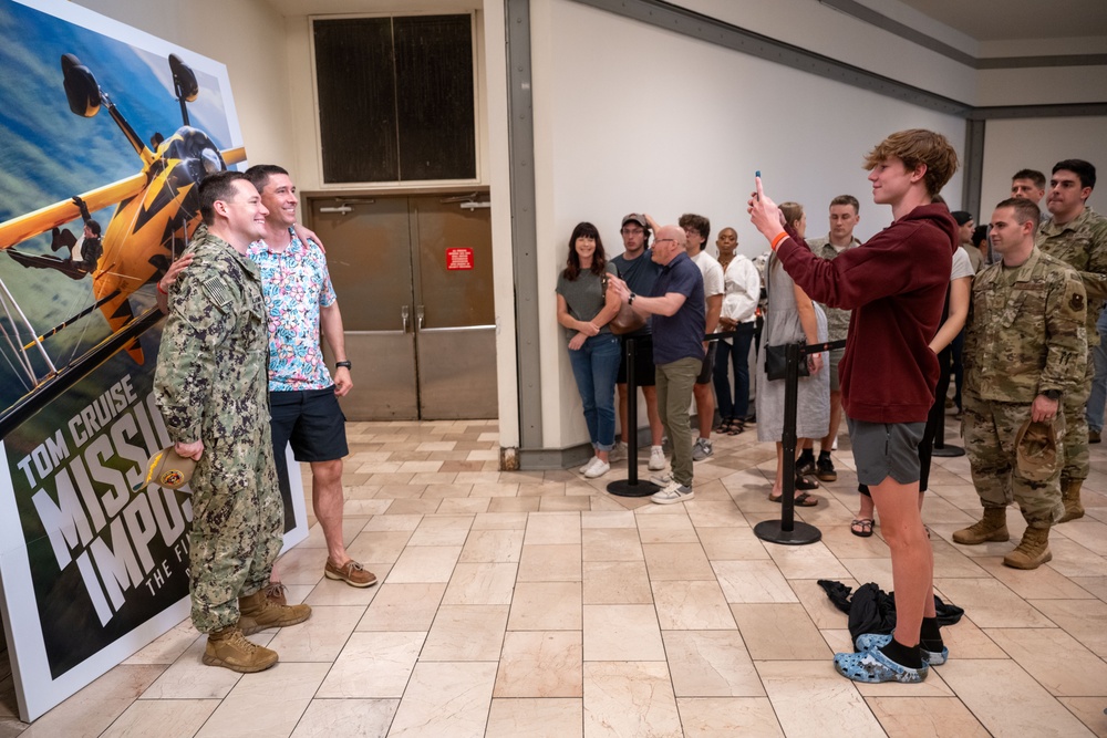Tom Cruise meets with wounded warriors, Gold Star families and service members from JBSA