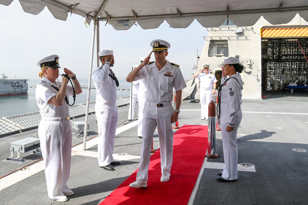 USS Kingsville (LCS 36) Conducts Change of Command