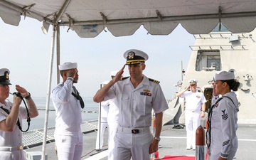 USS Kingsville (LCS 36) Conducts Change of Command