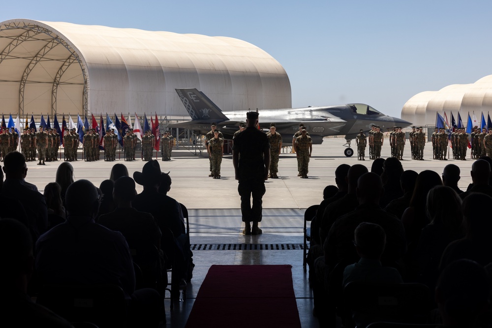 VMFA-225 conducts a relief and appointment ceremony