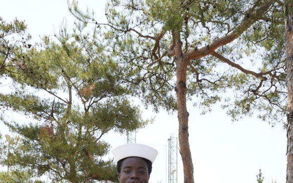 Constructionman Murrise Thomas Naturalization Ceremony