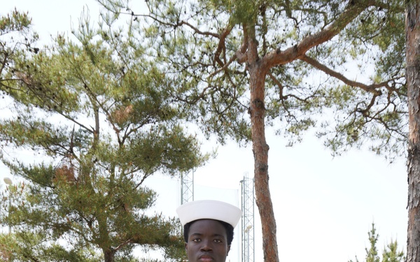 Constructionman Murrise Thomas Naturalization Ceremony