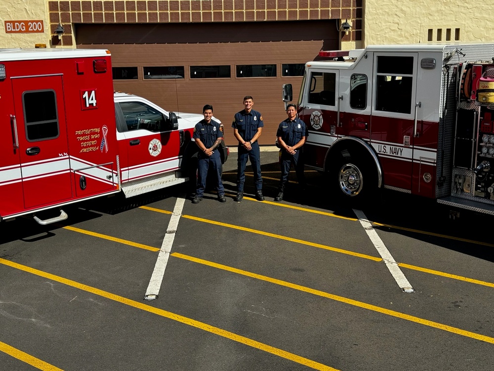 Navy Region Hawaii Firefighters Save Patient Thanks to Quick Thinking and Muscle Memory