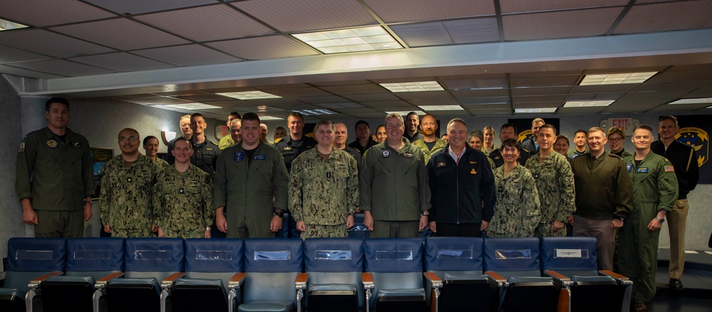 C7F Hosts Staff Talks with NZDF Aboard Blue Ridge