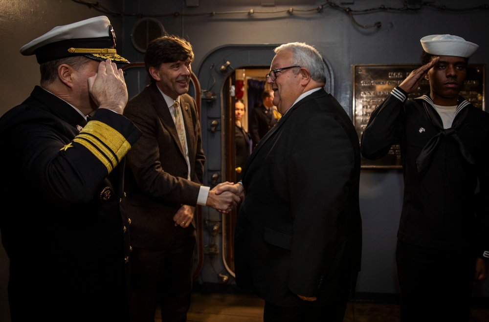 C7F Hosts Reception Aboard Blue Ridge