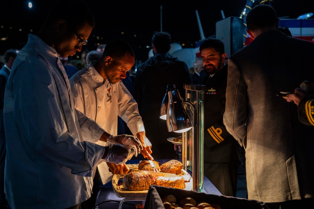 C7F Hosts Reception Aboard Blue Ridge