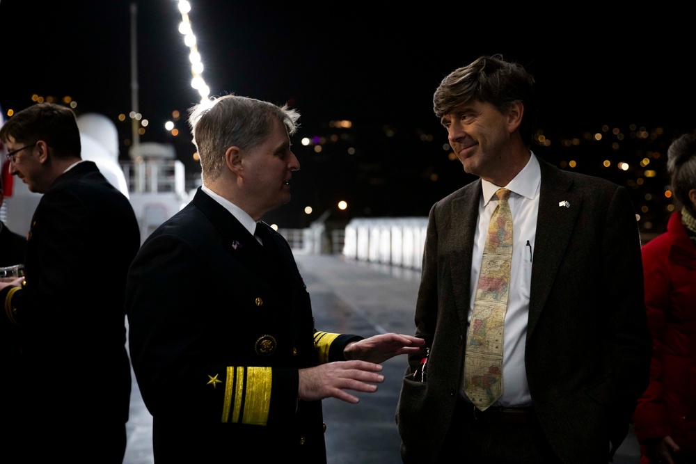 C7F Hosts Reception Aboard Blue Ridge