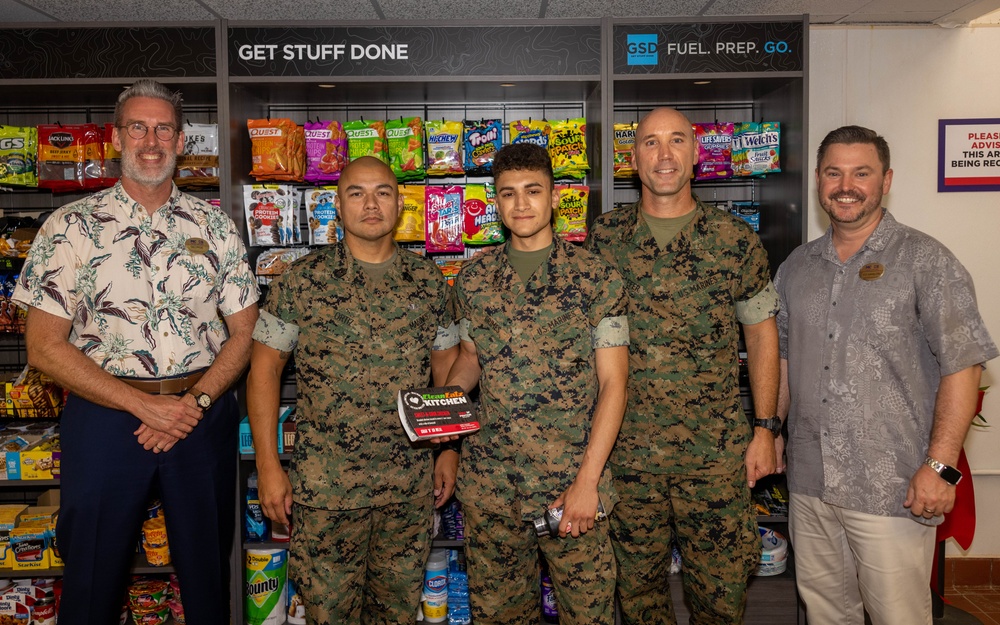 Marine Corps Exchange Marine Mini Mart Grand Opening on Camp H.M. Smith