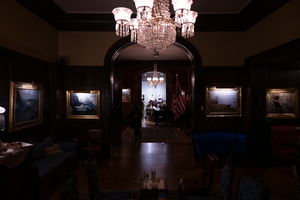 FWNY25: U.S. service members and club members attend dinner at the National Arts Club