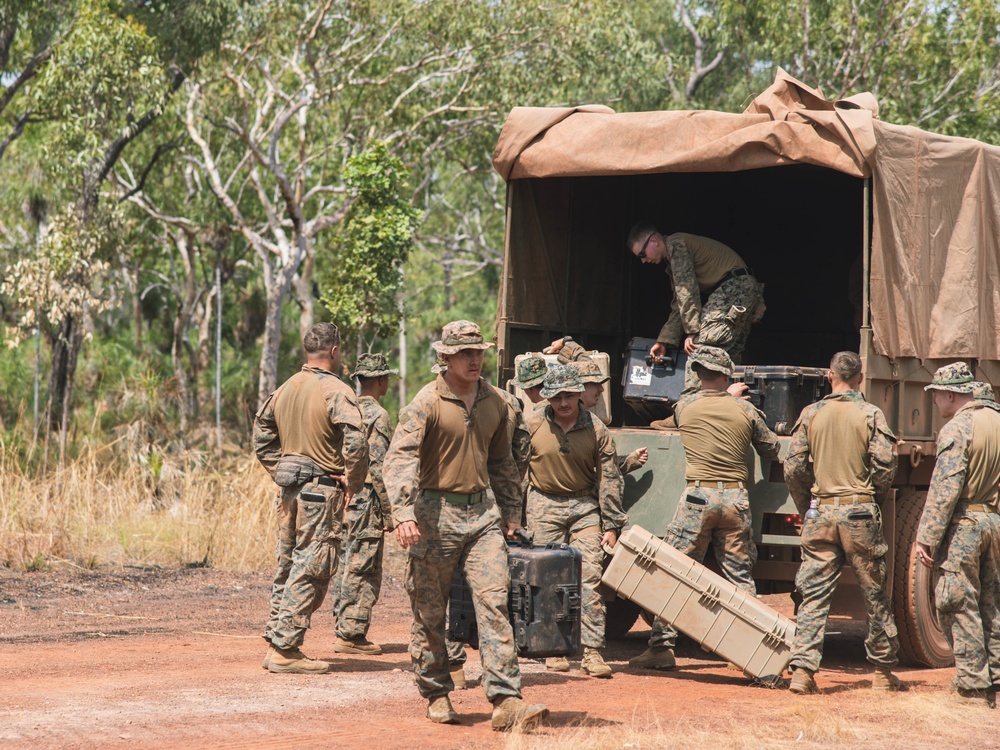 MRF-D 25.3: 2nd Bn., 1st Marines conducts live-fire ranges during Predator’s Walk