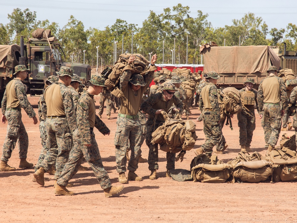 MRF-D 25.3: 2nd Bn., 1st Marines conducts live-fire ranges during Predator’s Walk