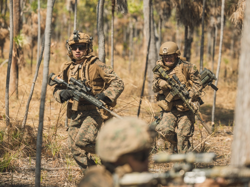 MRF-D 25.3: 2nd Bn., 1st Marines conducts live-fire ranges during Predator’s Walk