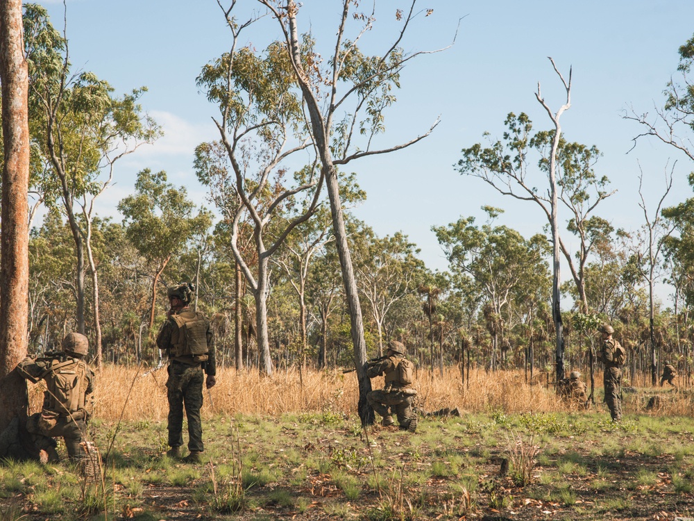 MRF-D 25.3: 2nd Bn., 1st Marines conducts live-fire ranges during Predator’s Walk