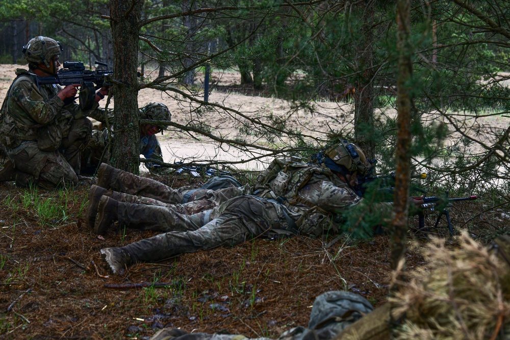 Swift Response 2025: 173rd Airborne Brigade and French soldiers conduct a Military Operation on Urban Terrain