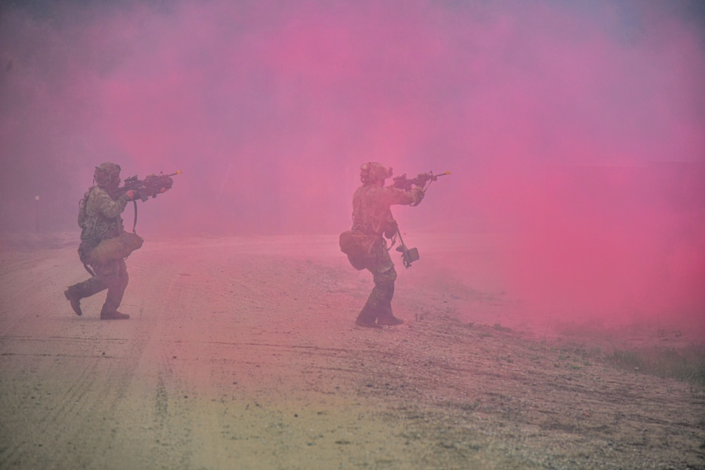 Swift Response 2025: 173rd Airborne Brigade and French soldiers conduct a Military Operation on Urban Terrain