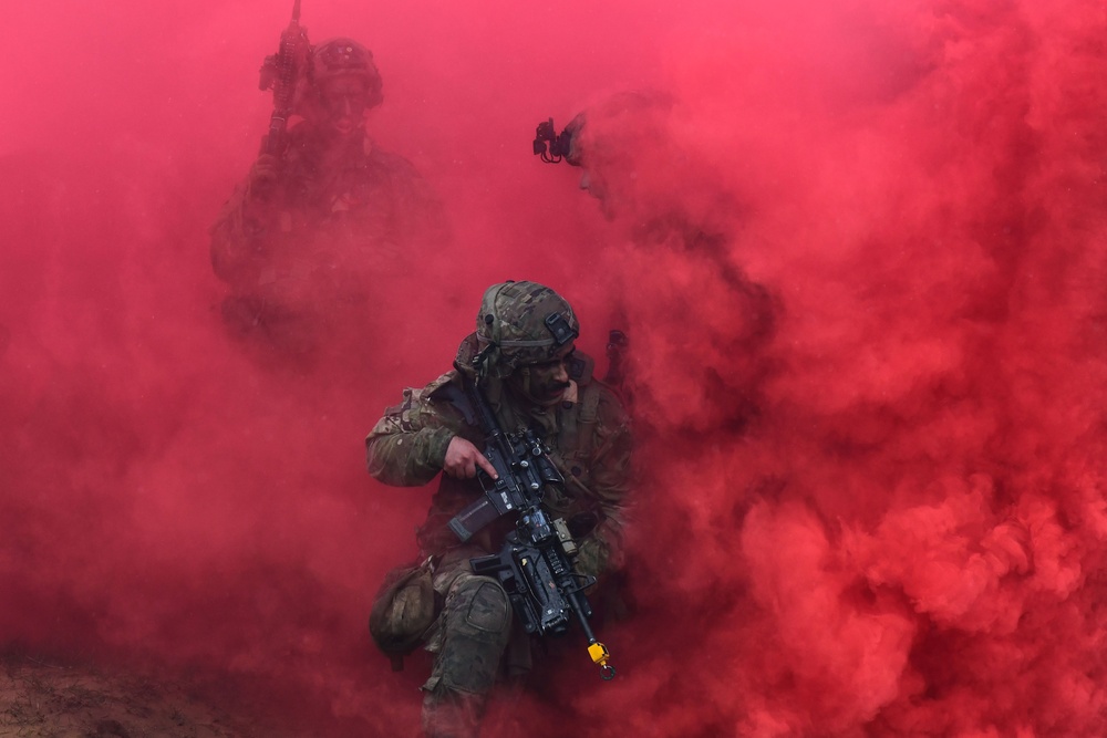 Swift Response 2025: 173rd Airborne Brigade and French soldiers conduct a Military Operation on Urban Terrain