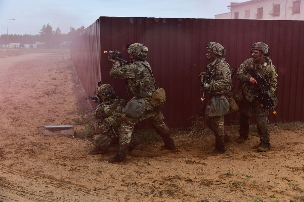 Swift Response 2025: 173rd Airborne Brigade and French soldiers conduct a Military Operation on Urban Terrain