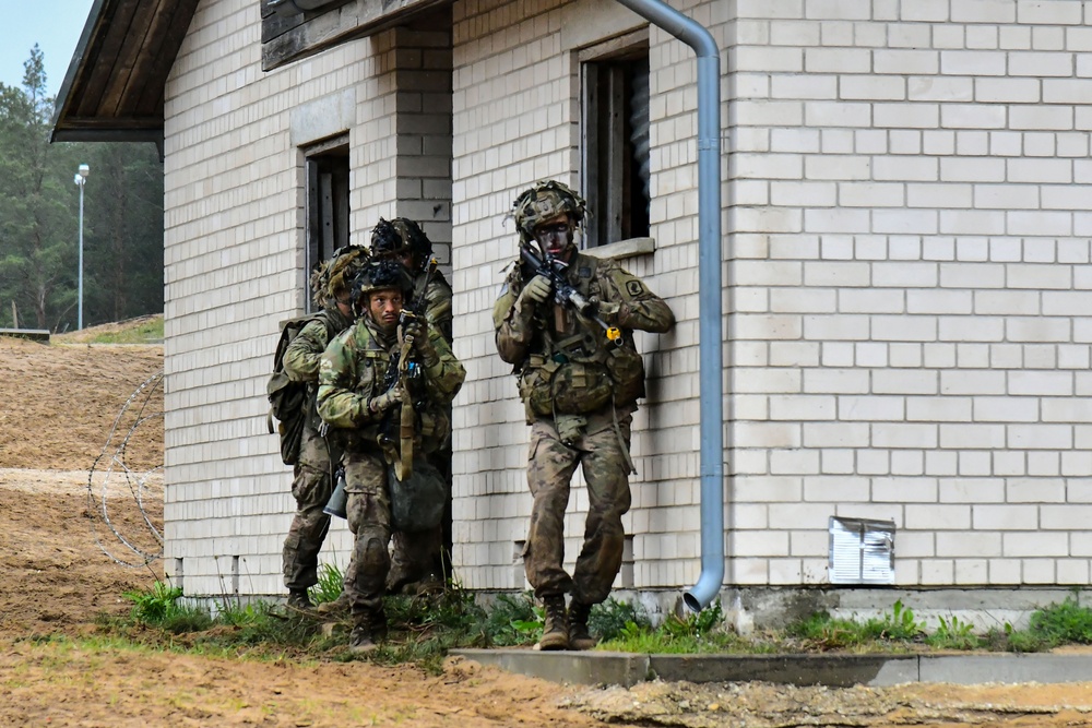 Swift Response 2025: 173rd Airborne Brigade and French soldiers conduct a Military Operation on Urban Terrain