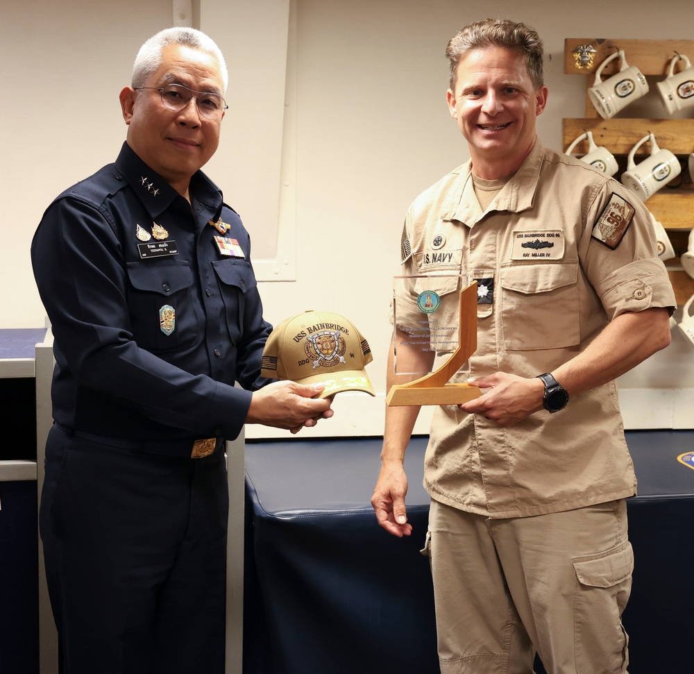 Directorate of Royal Thai Armed Forces’ Joint Personnel Visits USS Bainbridge (DDG 96)