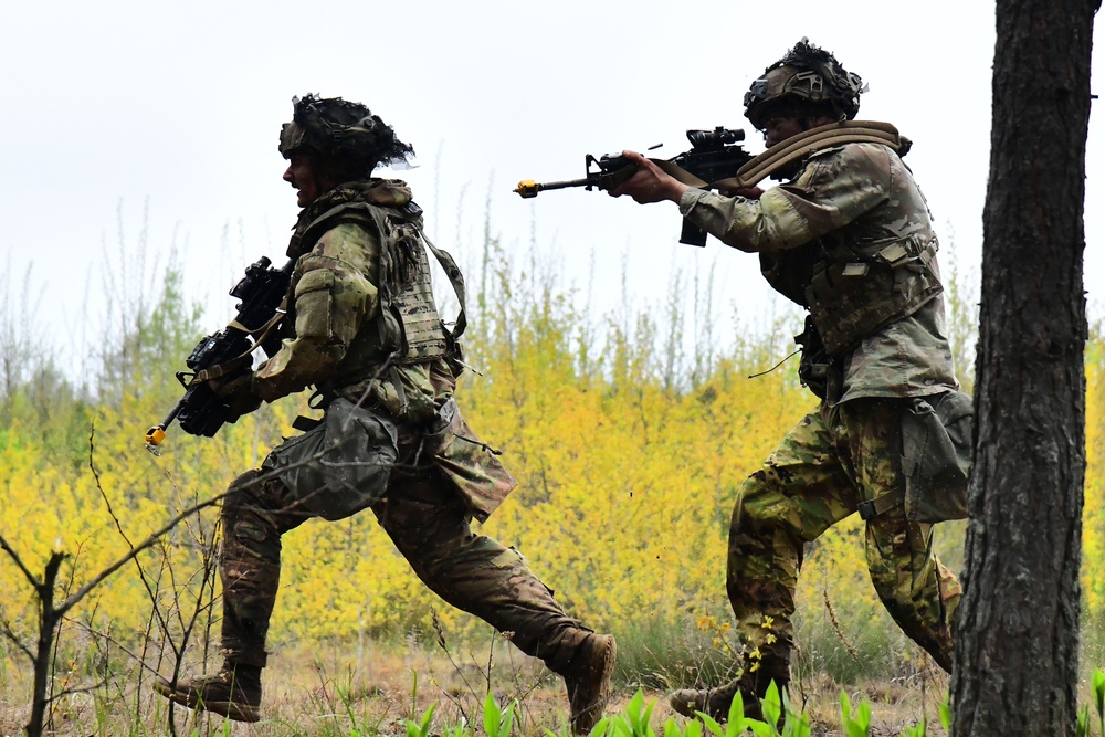 Swift Response 2025: 173rd Airborne Brigade and French soldiers conduct a Military Operation on Urban Terrain