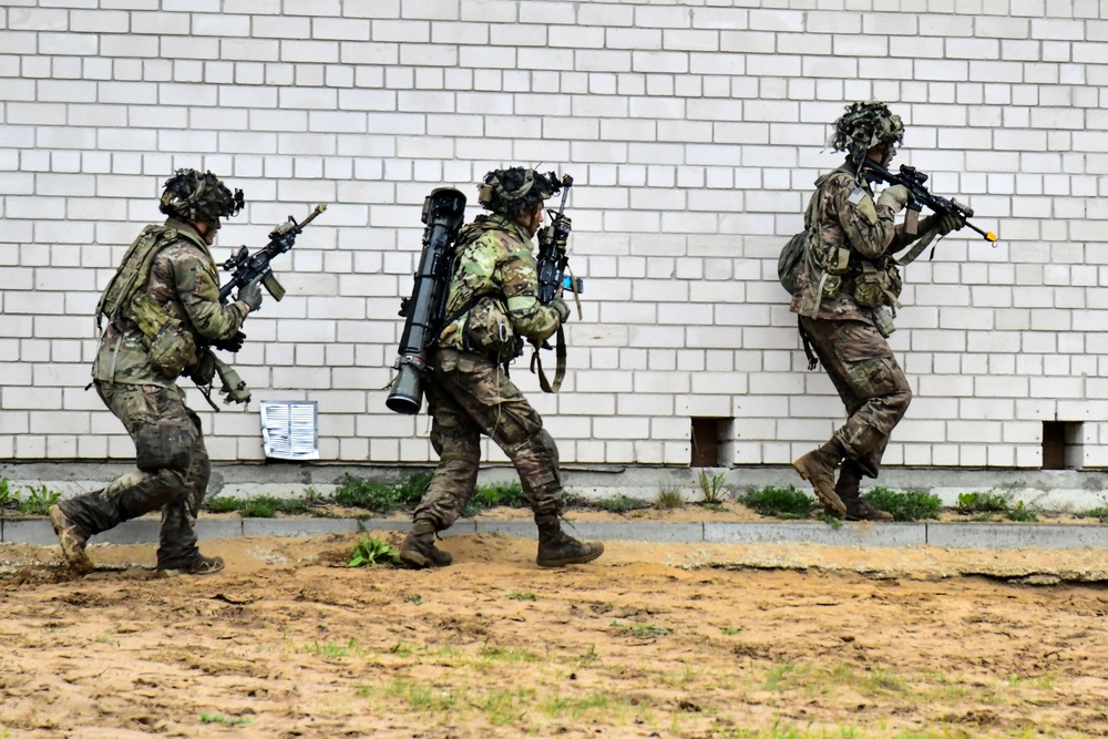 Swift Response 2025: 173rd Airborne Brigade and French soldiers conduct a Military Operation on Urban Terrain