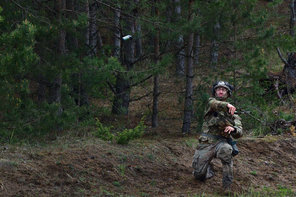 Swift Response 2025: 173rd Airborne Brigade and French soldiers conduct a Military Operation on Urban Terrain