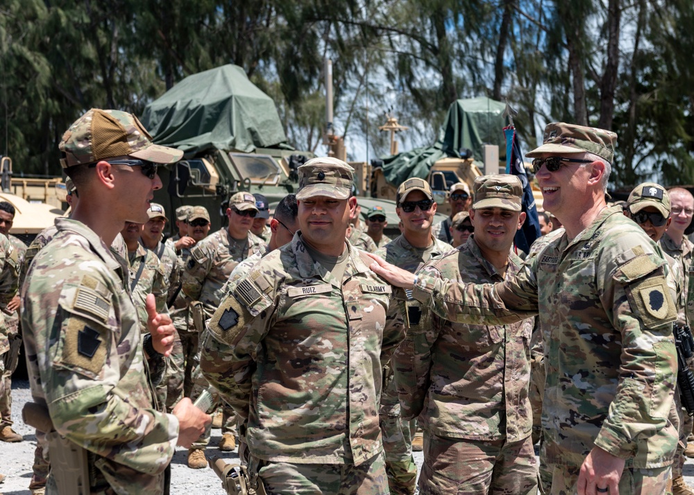 Illinois ARNG leaders visit troops in the Horn of Africa
