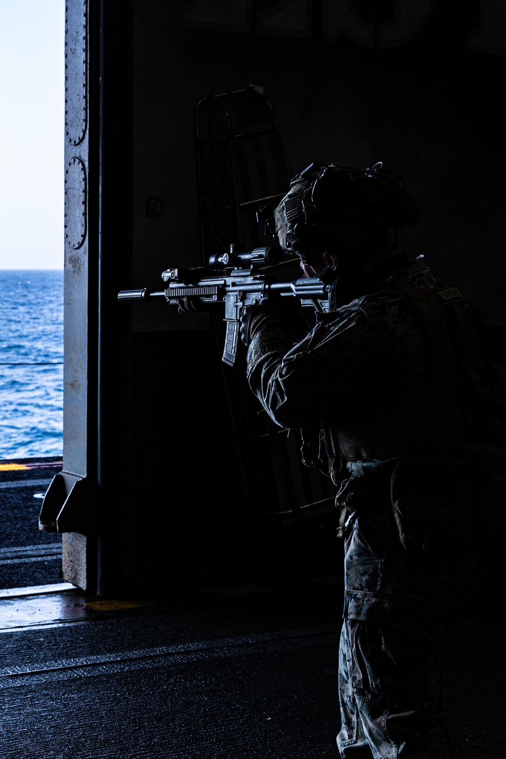 22nd MEU | BLT 3/6 Conducts Weapon Maneuverability Drills Aboard USS Iwo Jima