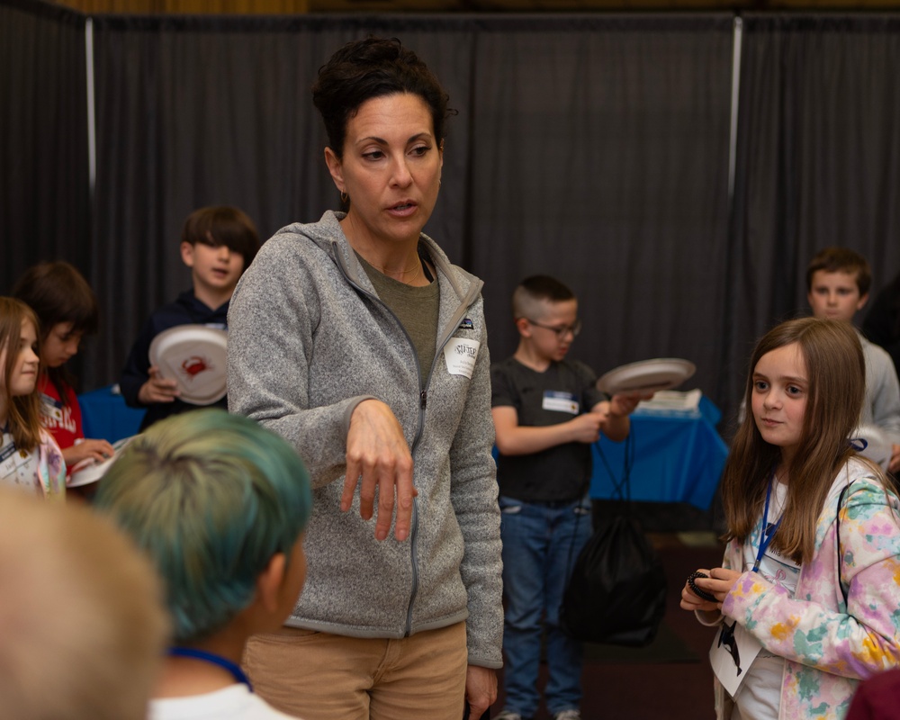 Naval Warfare Center employees explore marine mammal adaptations with students at Kitsap Water Festival