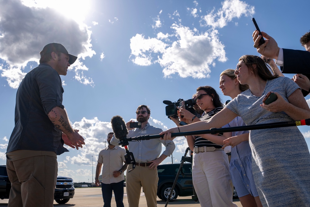 SD Speaks to Members of the Press