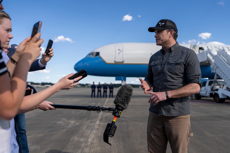 SD Speaks to Members of the Press