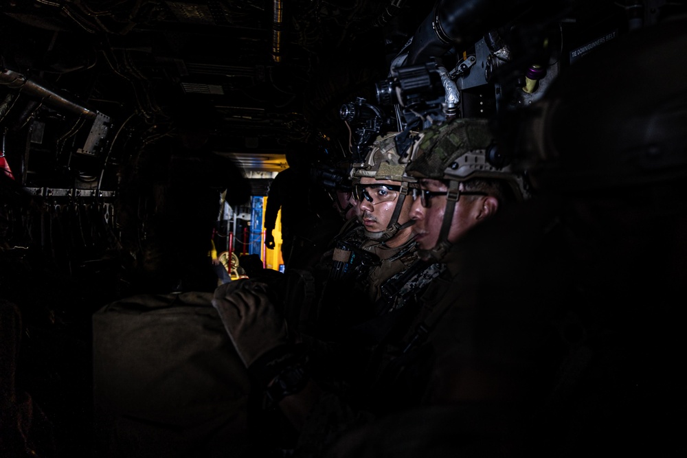 22nd MEU | BLT 3/6 Conducts On/Off Drills aboard USS Iwo Jima