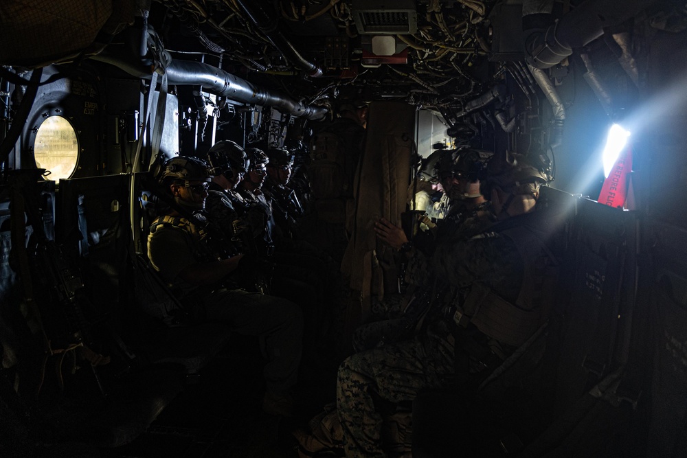 22nd MEU | BLT 3/6 Conducts On/Off Drills aboard USS Iwo Jima