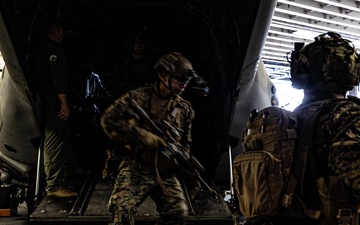 22nd MEU | BLT 3/6 Conducts On/Off Drills aboard USS Iwo Jima